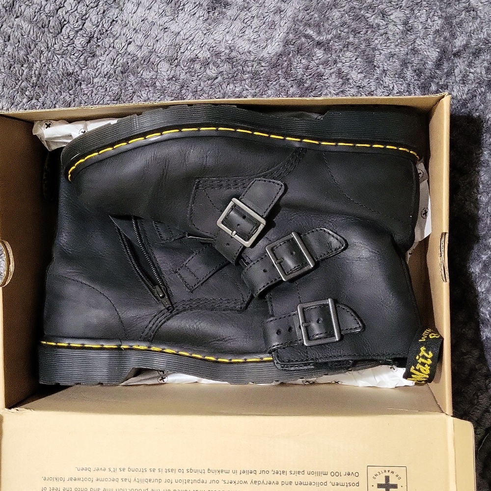 Dr. Martens Tyson Boots
